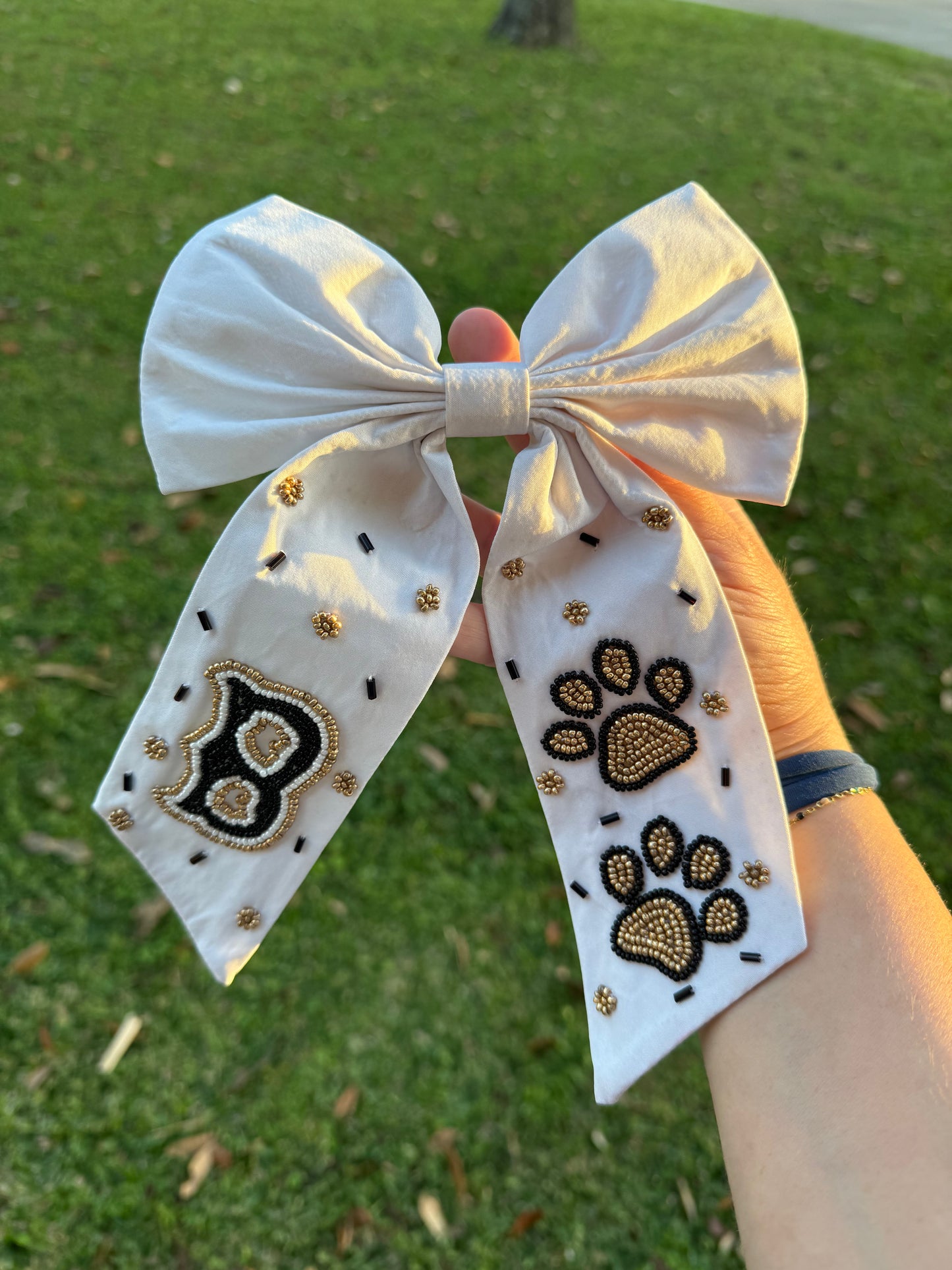 School Spirit Beaded Bow