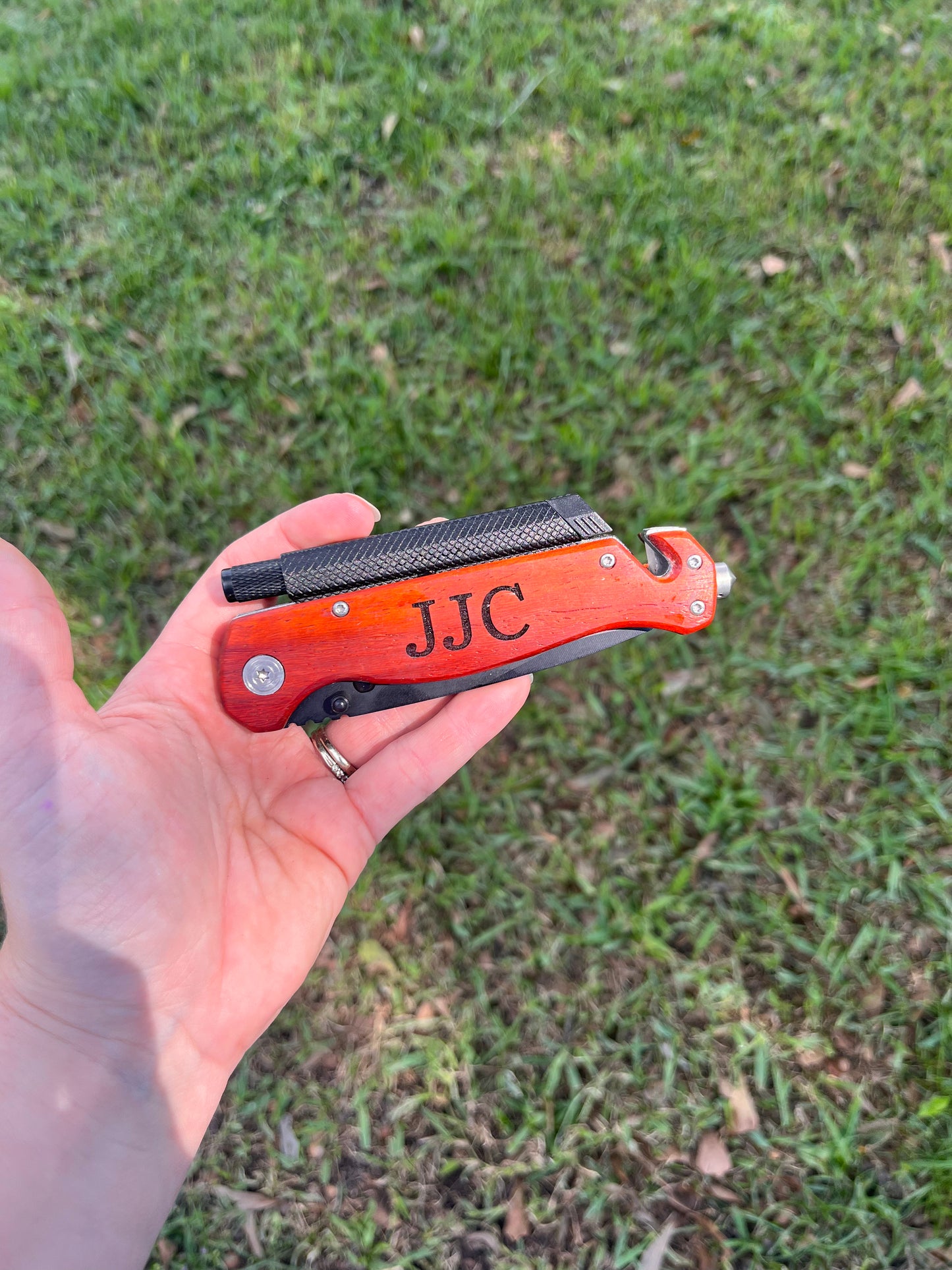 Custom Engraved Pocket Knife